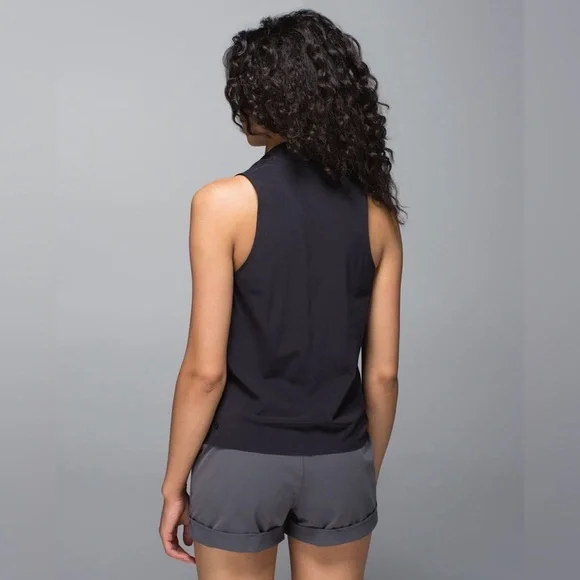 Lululemon Athletica Rollin’ With My Om’ies Black Tank Size 8 NWT - Picture 4 of 7